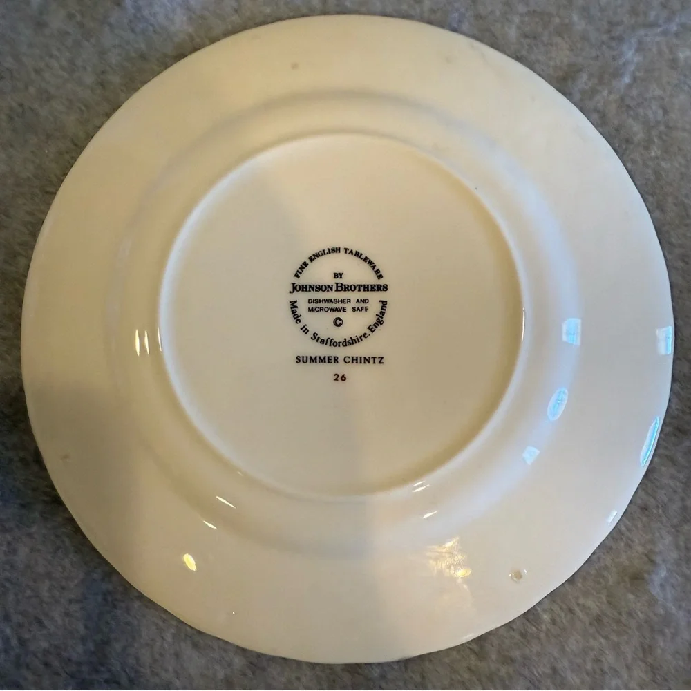Johnson Brothers Fine English Tableware Summer Chintz Pattern Small Plate